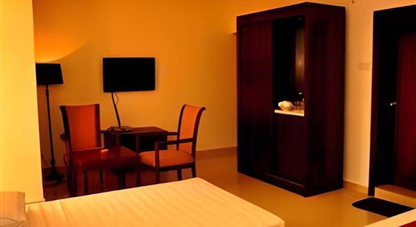 Sai Sea City Hotel Colombo Eksteriør bilde