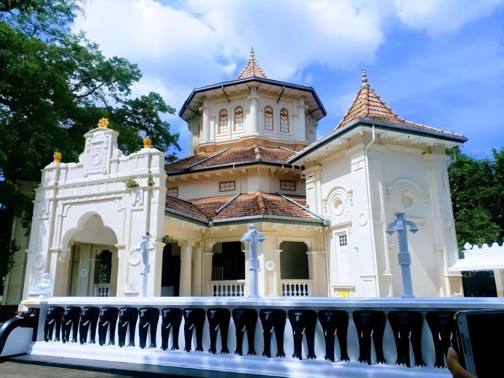 Sai Sea City Hotel Colombo Eksteriør bilde